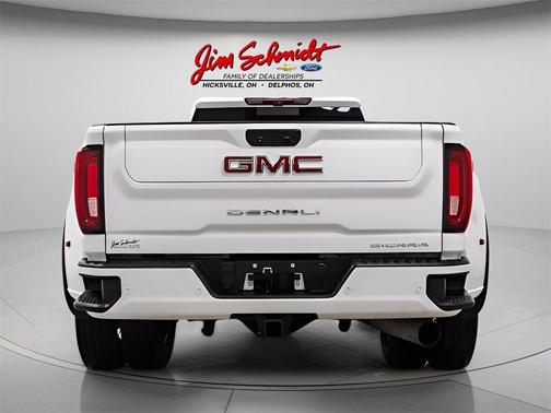 2023 GMC Sierra 3500 Denali