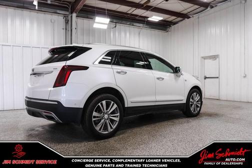 2022 Cadillac XT5 Premium Luxury