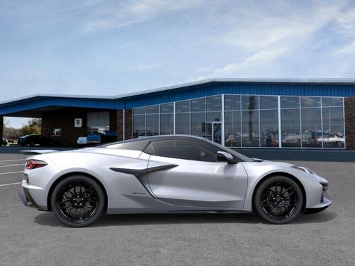 Blade Silver Metallic 2026 Chevrolet Corvette Z06