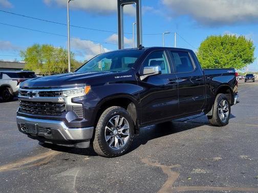 Dark Ash Metallic 2022 Chevrolet Silverado 1500 LT