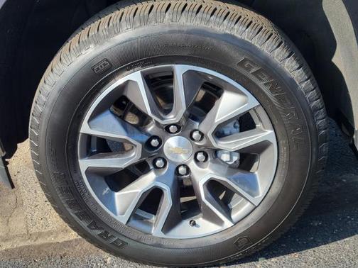 Dark Ash Metallic 2024 Chevrolet Silverado 1500 LT