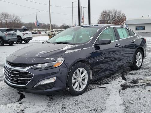 2022 Chevrolet Malibu FWD LT