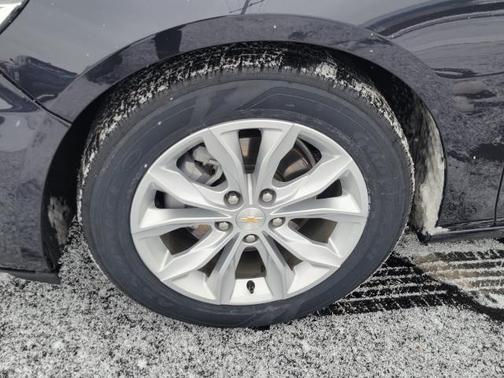 2022 Chevrolet Malibu FWD LT