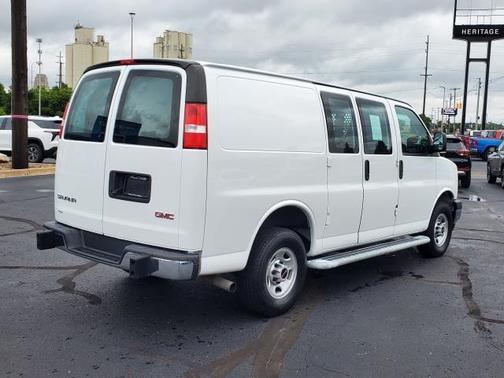 2023 GMC Savana 2500 Work Van