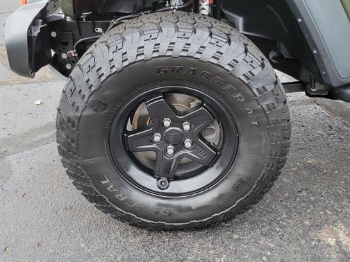 2022 Jeep Gladiator Mojave 4x4