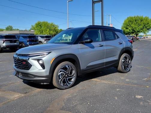 Sterling Gray Metallic 2026 Chevrolet Trailblazer RS