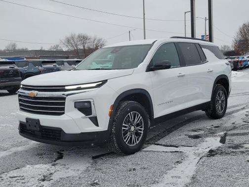 2025 Chevrolet Traverse LT