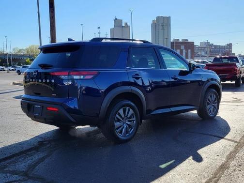 Deep Ocean Blue Pearl 2025 Nissan Pathfinder SV 4WD