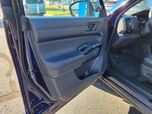 Deep Ocean Blue Pearl 2025 Nissan Pathfinder SV 4WD