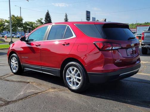 Radiant Red Tintcoat 2024 Chevrolet Equinox 1LT