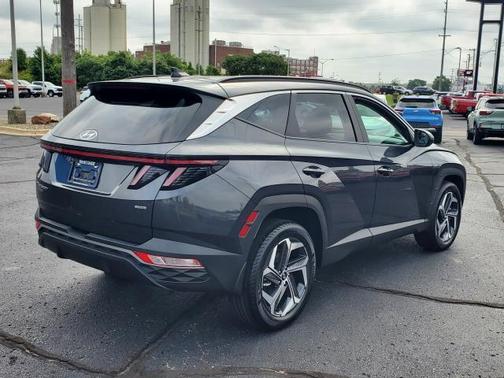 2023 Hyundai TUCSON SEL