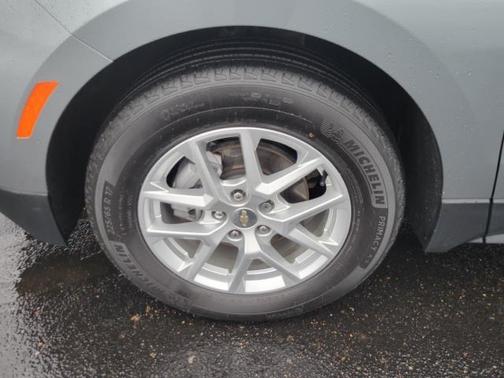 Sterling Gray Metallic 2024 Chevrolet Equinox 1LT