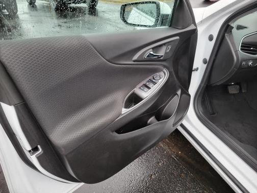 2023 Chevrolet Malibu FWD RS