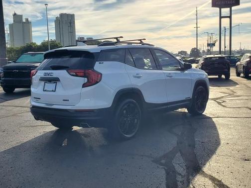 2020 GMC Terrain SLT