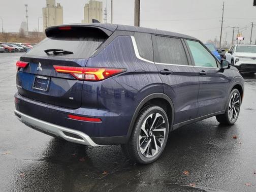 2024 Mitsubishi Outlander SE 2.5 2WD