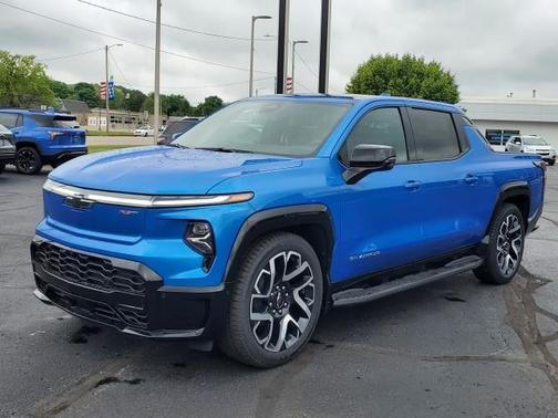 2025 Chevrolet Silverado EV RST