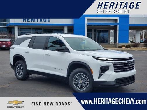 2025 Chevrolet Traverse LT