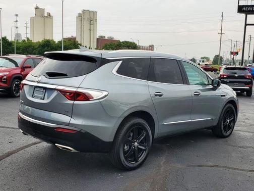 2023 Buick Enclave Essence AWD