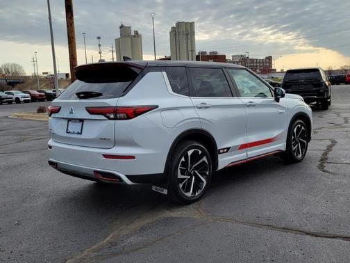 2024 Mitsubishi Outlander PHEV SE S-AWC