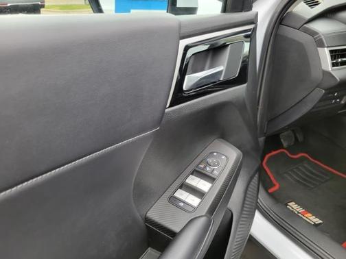 2024 Mitsubishi Outlander PHEV SE S-AWC