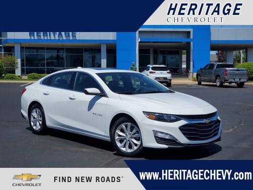 Summit White 2023 Chevrolet Malibu FWD 1LT