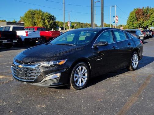 Mosaic Black Metallic 2025 Chevrolet Malibu FWD 1LT