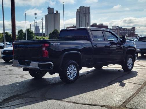 Black 2024 Chevrolet Silverado 2500 LT