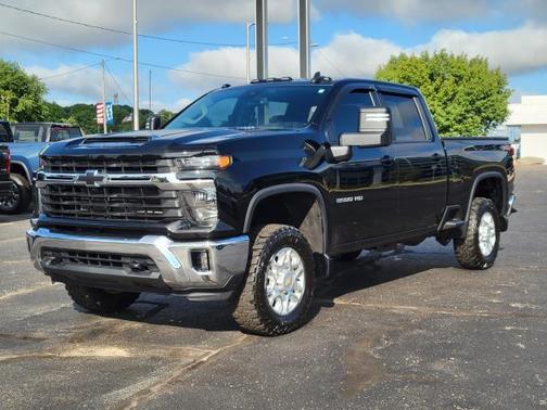 Black 2024 Chevrolet Silverado 2500 LT