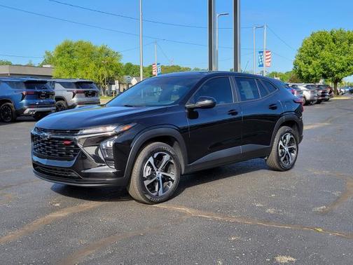 Mosaic Black Metallic 2024 Chevrolet Trax FWD 1RS