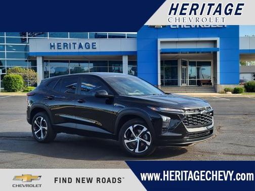 Mosaic Black Metallic 2024 Chevrolet Trax FWD 1RS