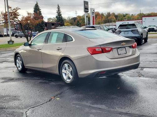 2023 Chevrolet Malibu FWD 1LT