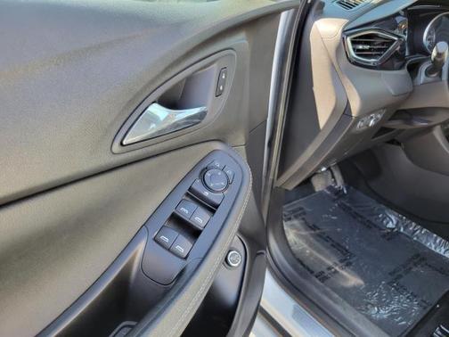 White Frost Tricoat 2022 Buick Encore GX Select
