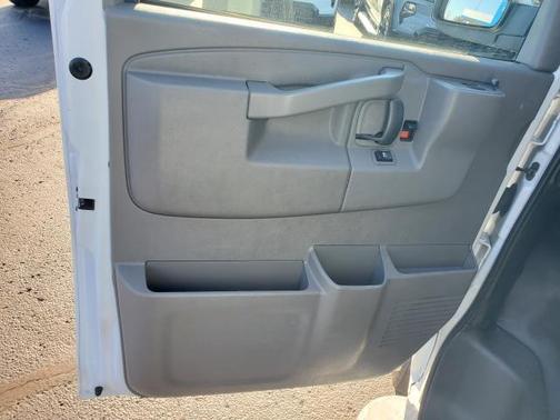 2022 GMC Savana 2500 Work Van