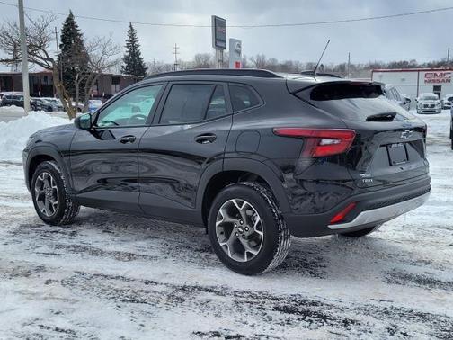 2024 Chevrolet Trax LT