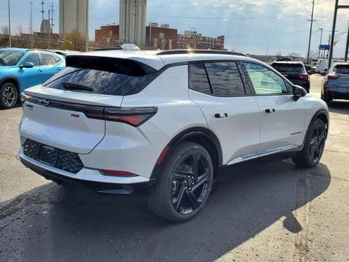 2025 Chevrolet Equinox EV RS