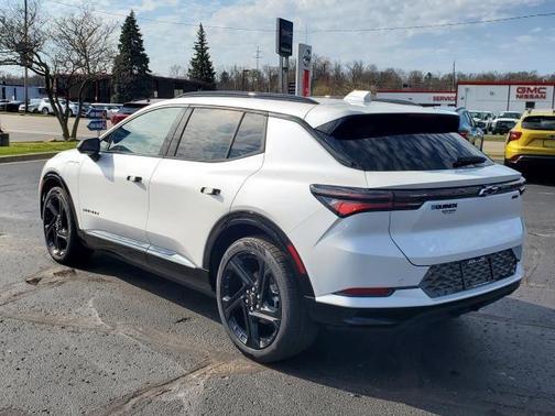 2025 Chevrolet Equinox EV RS