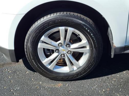 Summit White 2014 Chevrolet Equinox 1LT