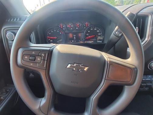 2025 Chevrolet Silverado 2500 Custom