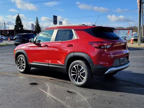 Apex Red 2026 Chevrolet Trailblazer LT
