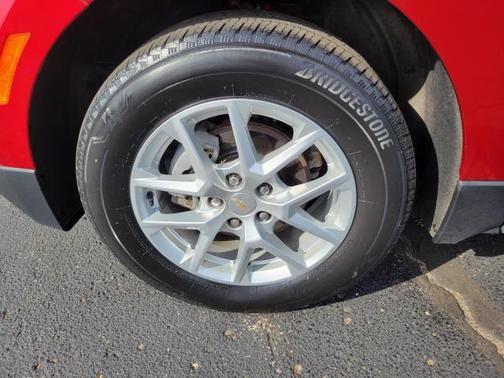 Radiant Red Tintcoat 2024 Chevrolet Equinox 1LT