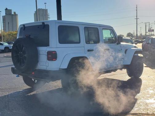 2024 Jeep Wrangler 4xe Sahara