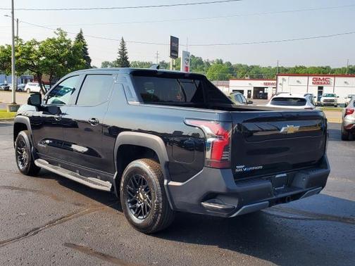 2025 Chevrolet Silverado EV LT