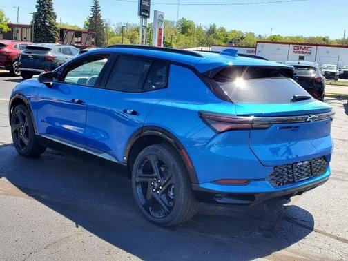2025 Chevrolet Equinox EV RS