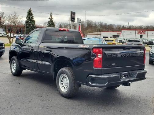 2025 Chevrolet Silverado 1500 WT