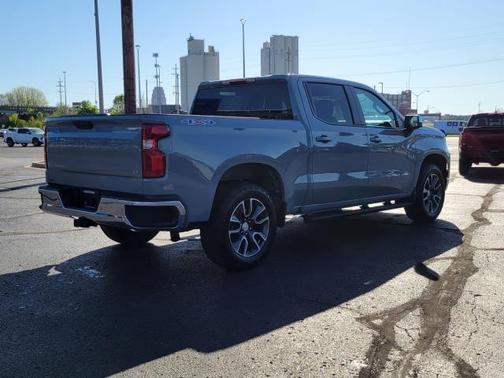 Slate Gray Metallic 2024 Chevrolet Silverado 1500 LT