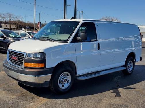 2022 GMC Savana 2500 Work Van