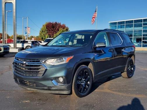 2020 Chevrolet Traverse LT Cloth