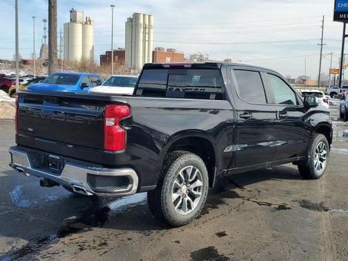 2025 Chevrolet Silverado 1500 LT