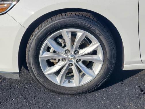 2025 Chevrolet Malibu FWD 1LT