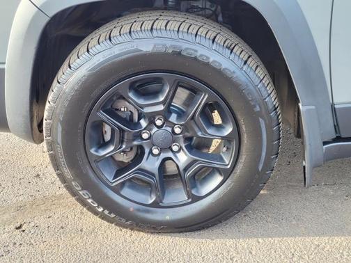 2019 Jeep Cherokee Trailhawk Elite